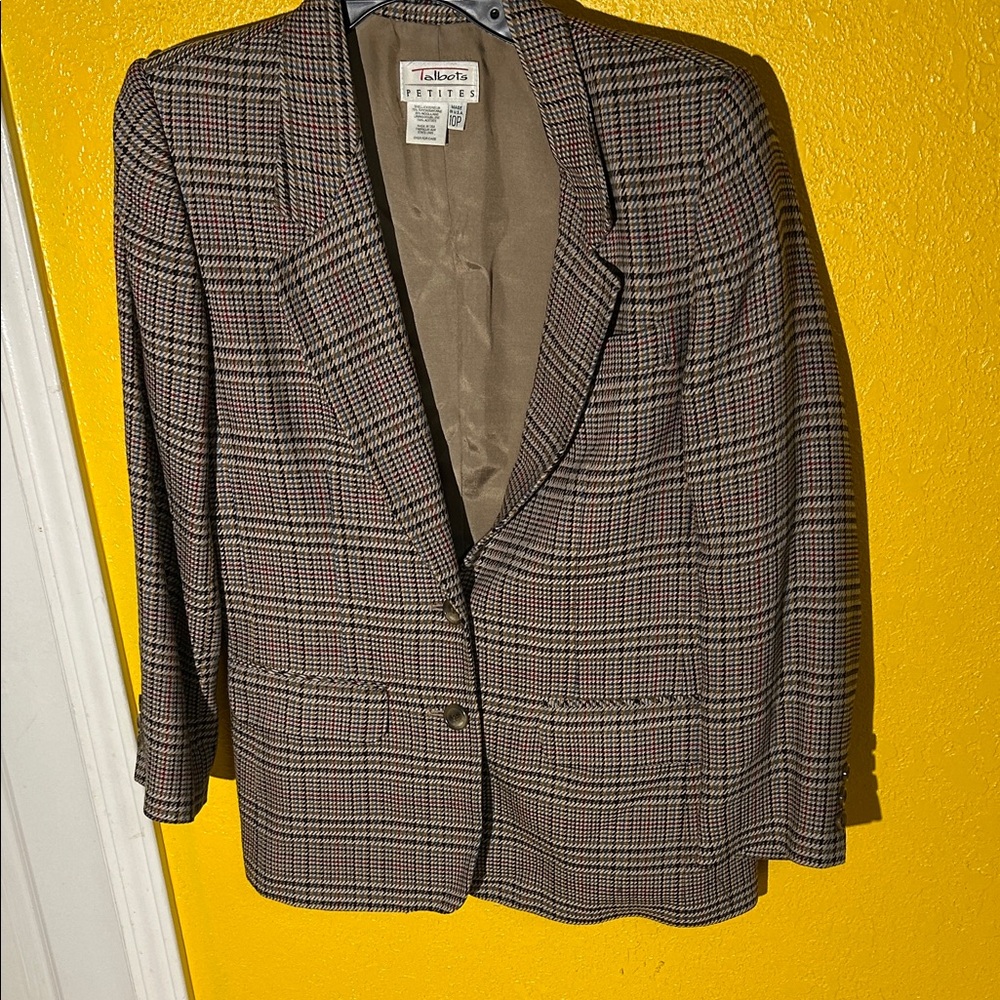 Talbots Plaid Sport Coat in Brown and Black with Subtle Red Accents